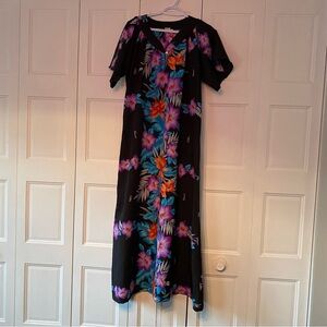 Vintage Hawaiian house dress beach cover up